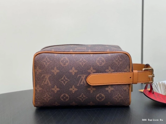 AAA Pruses Bags DOPP VUITTON bag-23*13*12CM LOUIS KIT LOCKER 0814